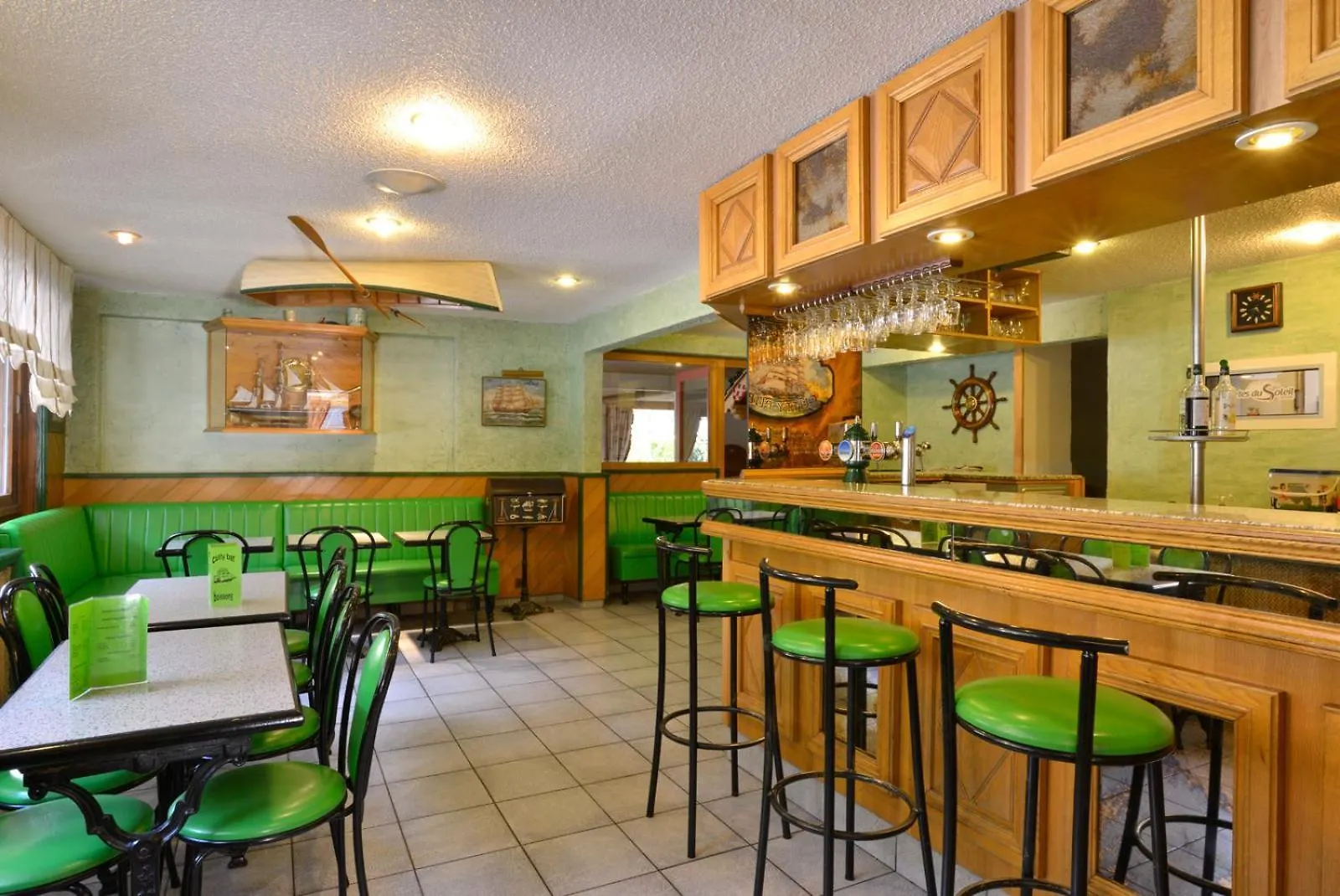 Auberge De La Dranse Chatel Hotel